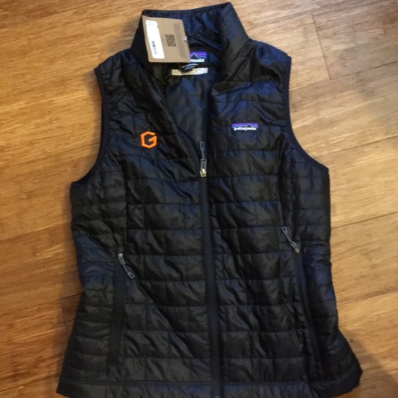 Patagonia Jackets & Blazers - Patagonia Woman’s  medium vest